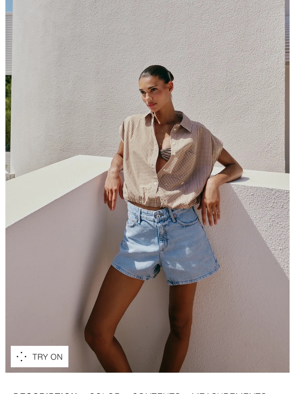 Zara Mom Fit Shorts Light Wash size 28